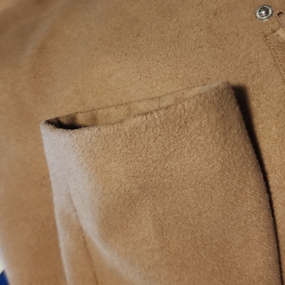 3/4 Length Winter Coat - Picture 6 of 8